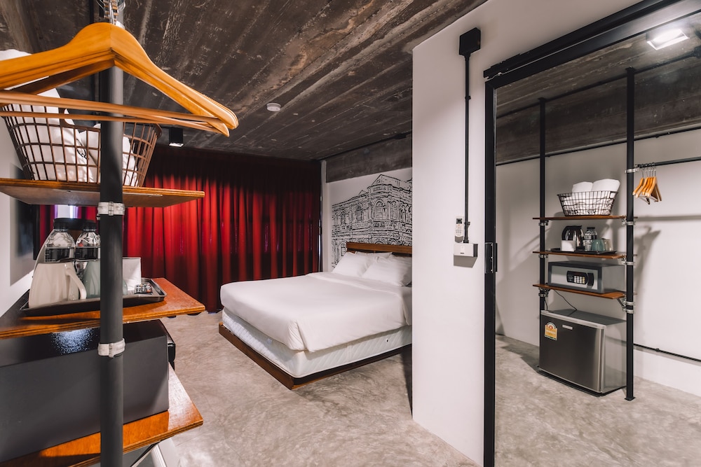 Standard Room (City View) - Photo 1