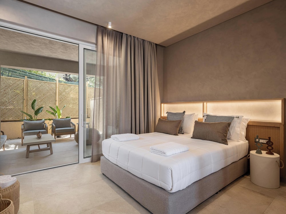 Deluxe Room, Garden View