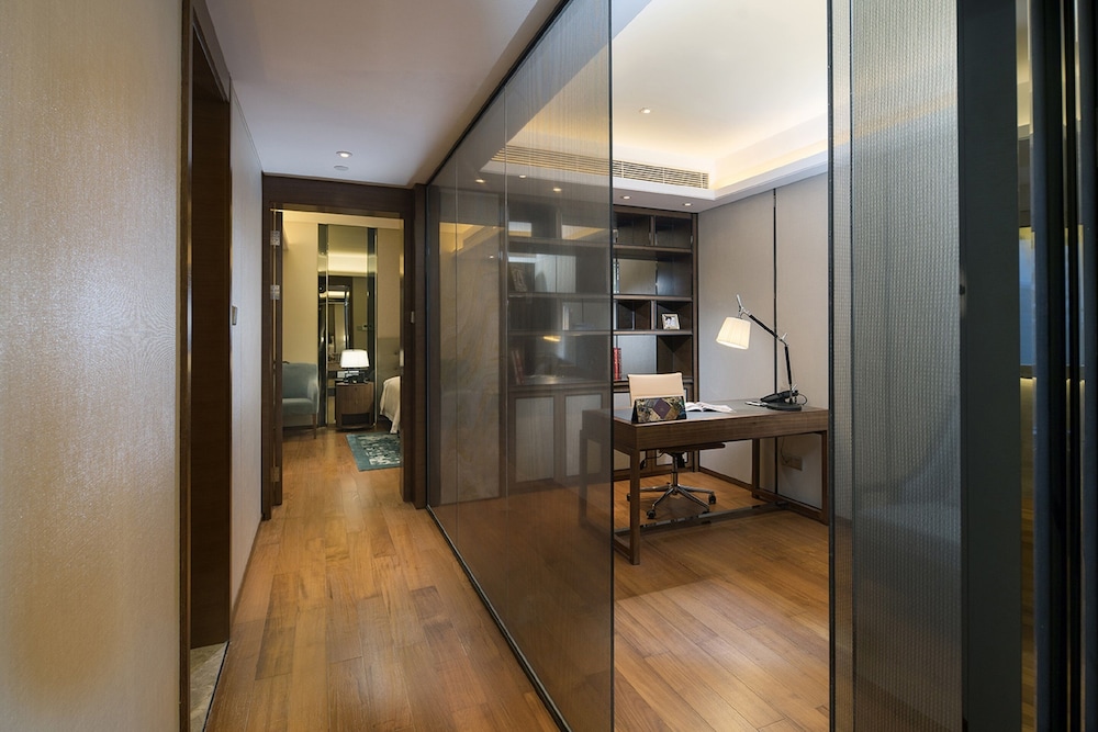Two Bedroom Executive Study