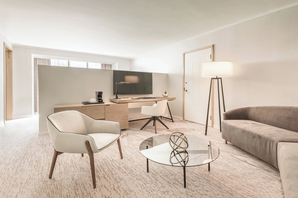 Junior Suite, 1 King Bed