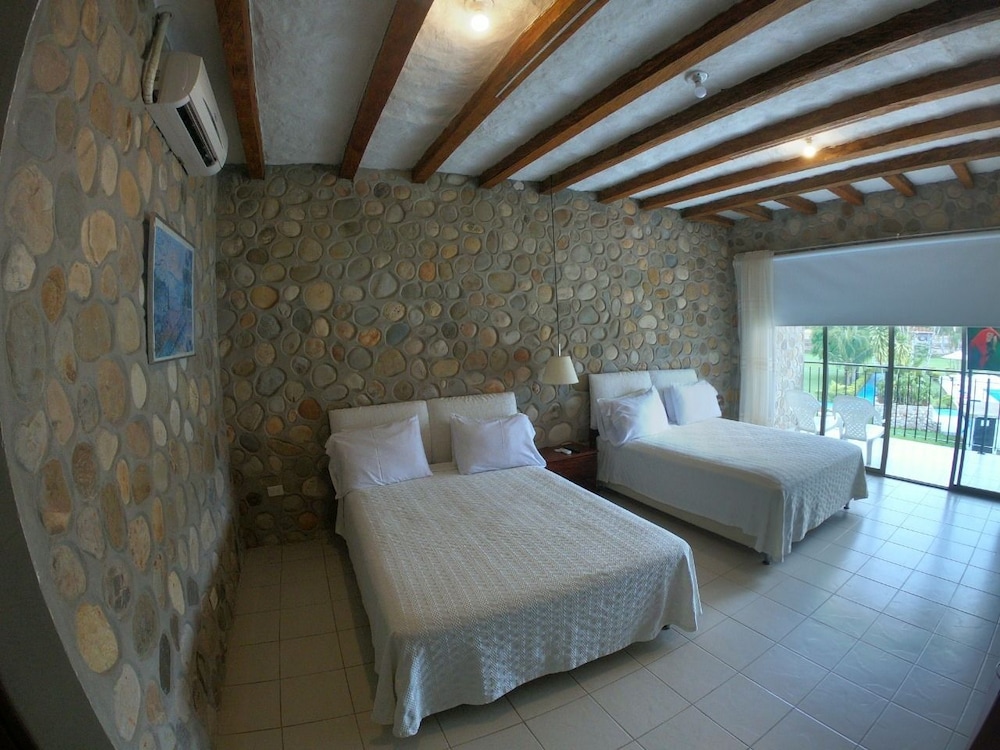 Standard Double Room, 2 Double Beds, Non Smoking photo 1