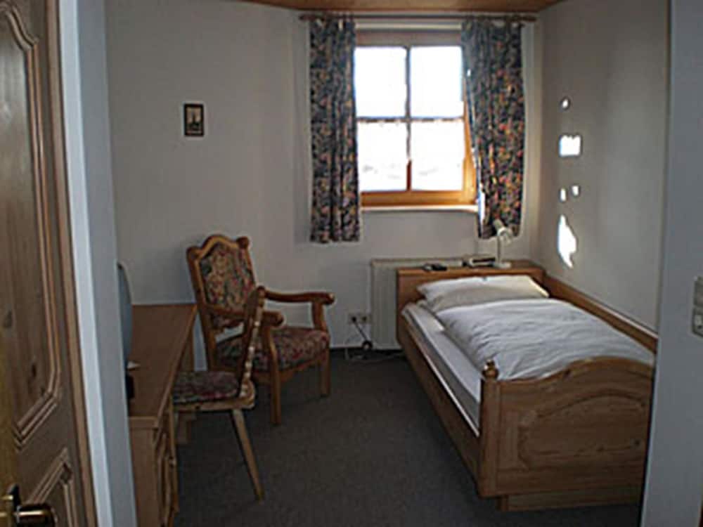 Single Room (Gästezimmer 21)