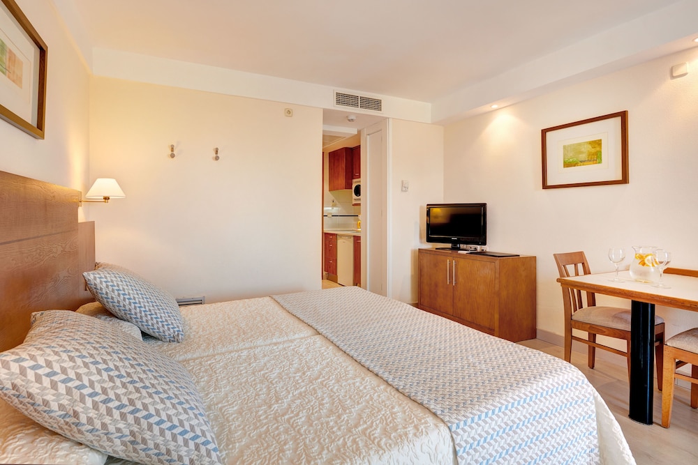 Standard Studio (1 adults)