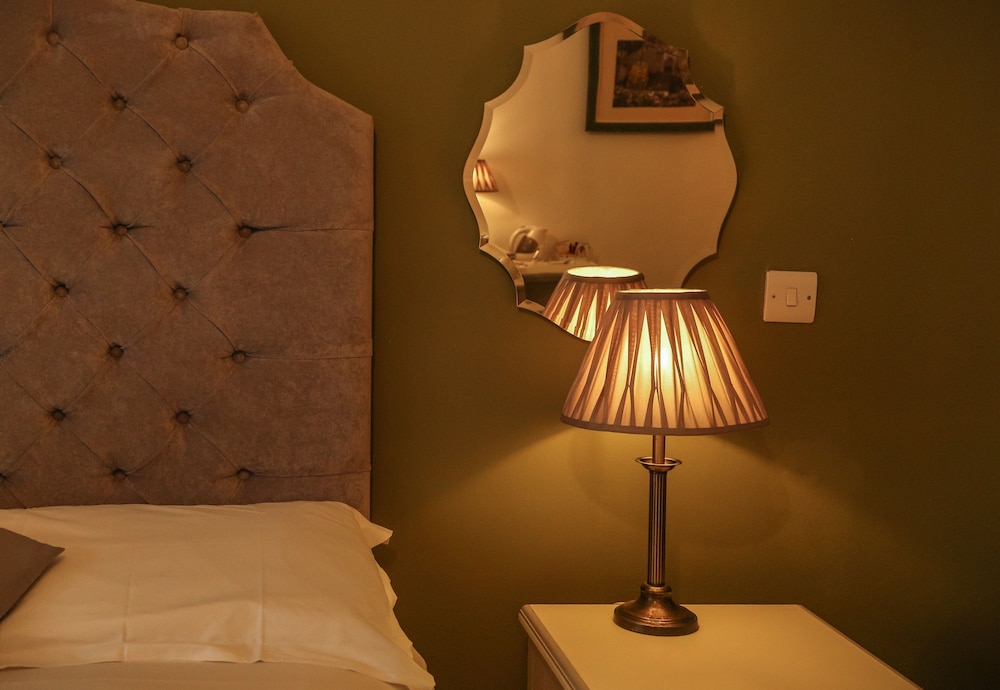 Double Room, Ensuite - Photo 5