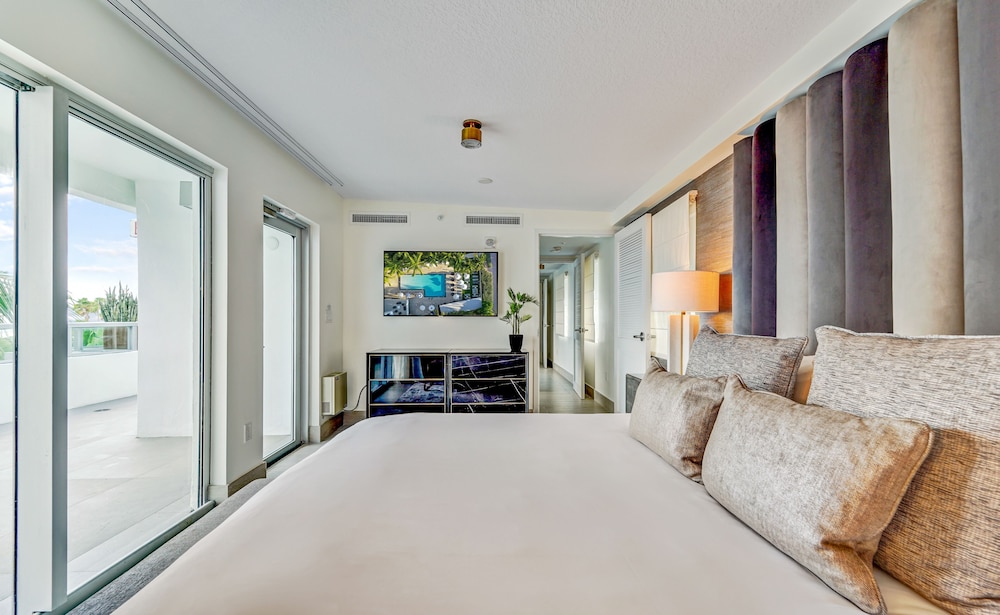 Penthouse (Suite) photo 3