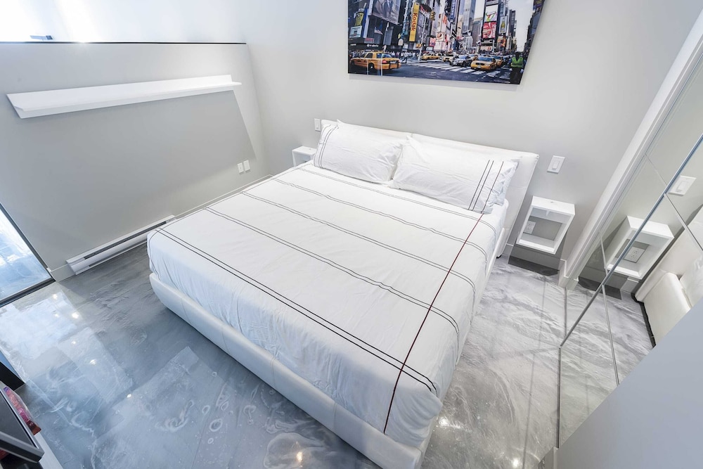 Double Room, 1 Bedroom (1202) thumbnail 5