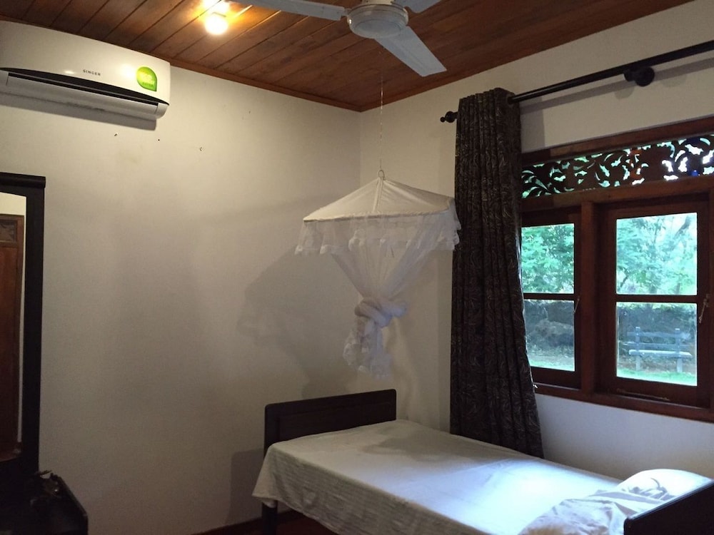 Deluxe Single Room, 1 Large Twin Bed, Accessible photo 1