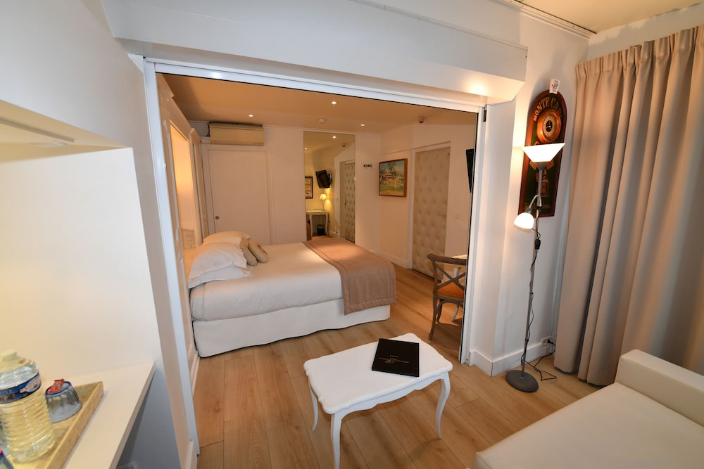 Family Room, Ground Floor photo 2