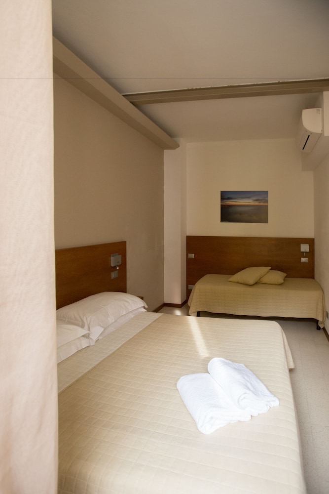 Classic Double Room (Becaa) photo 1