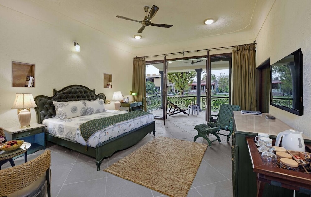 Royal Villa - Photo 1