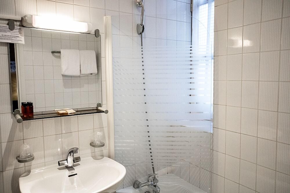 Standard Single Room photo 2