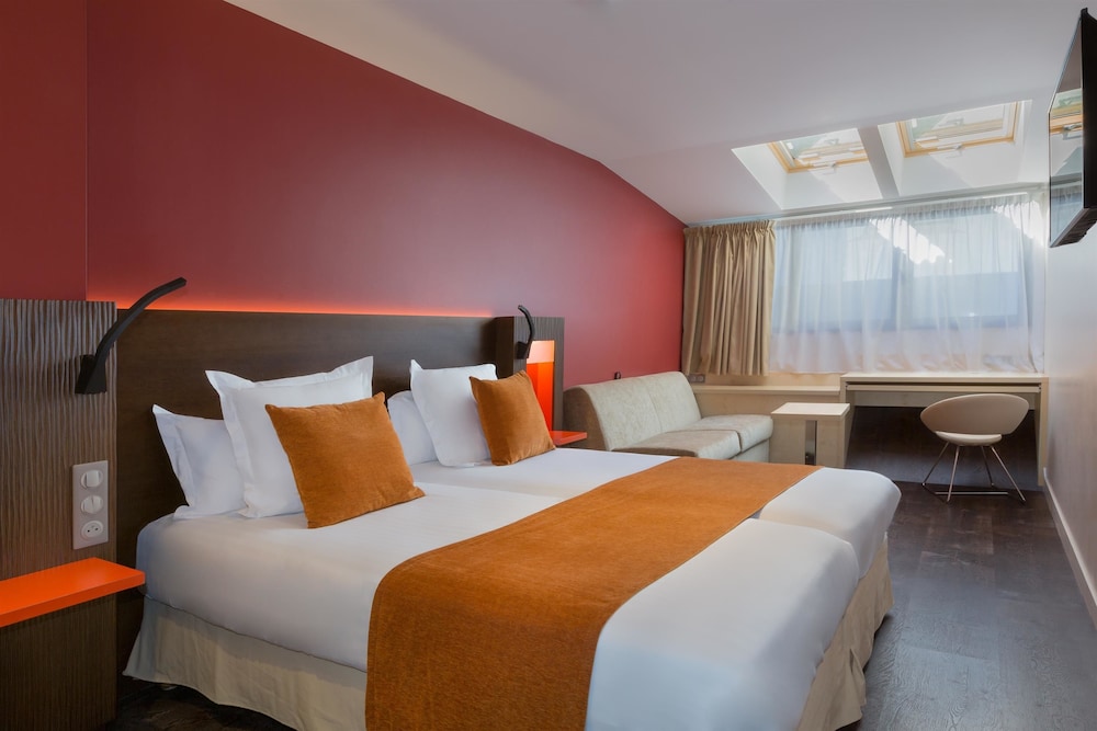 Comfort Room, 1 Queen Bed - Photo 4