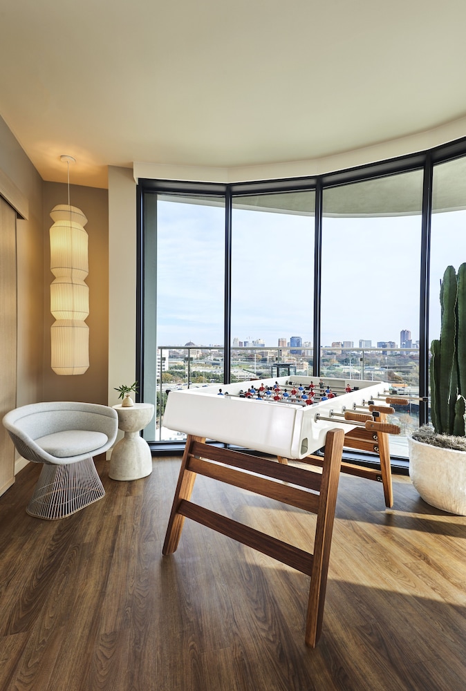 Grand Suite, 1 King Bed, Balcony (Chamber) - Photo 3