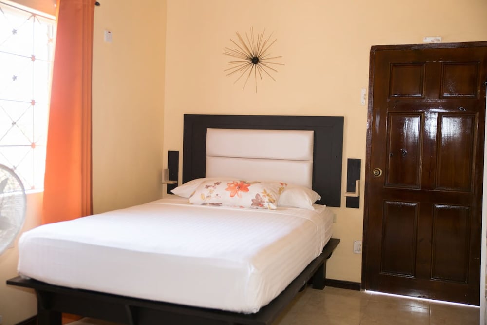 Family Apartment, 2 Bedrooms photo 3