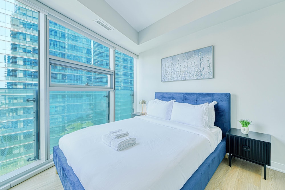 Luxury Apartment thumbnail 6