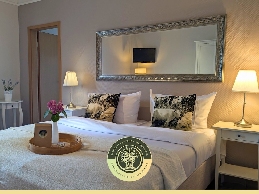 Standard Double Room, Courtyard View photo 2