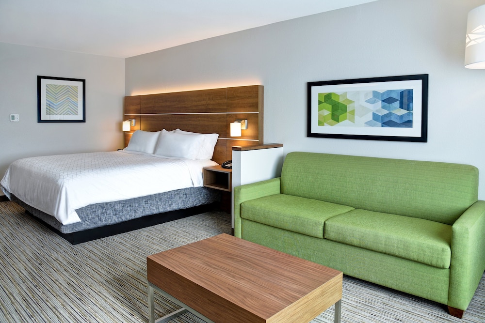 Suite, 1 King Bed, Accessible (Communications, Living Area) - Photo 1