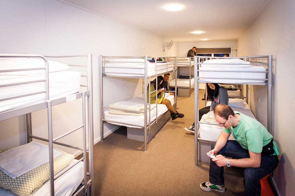 Twelve bed multishare photo 3