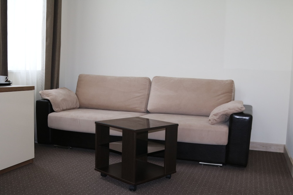 Deluxe Double Room, 1 King Bed, Non Smoking photo 3