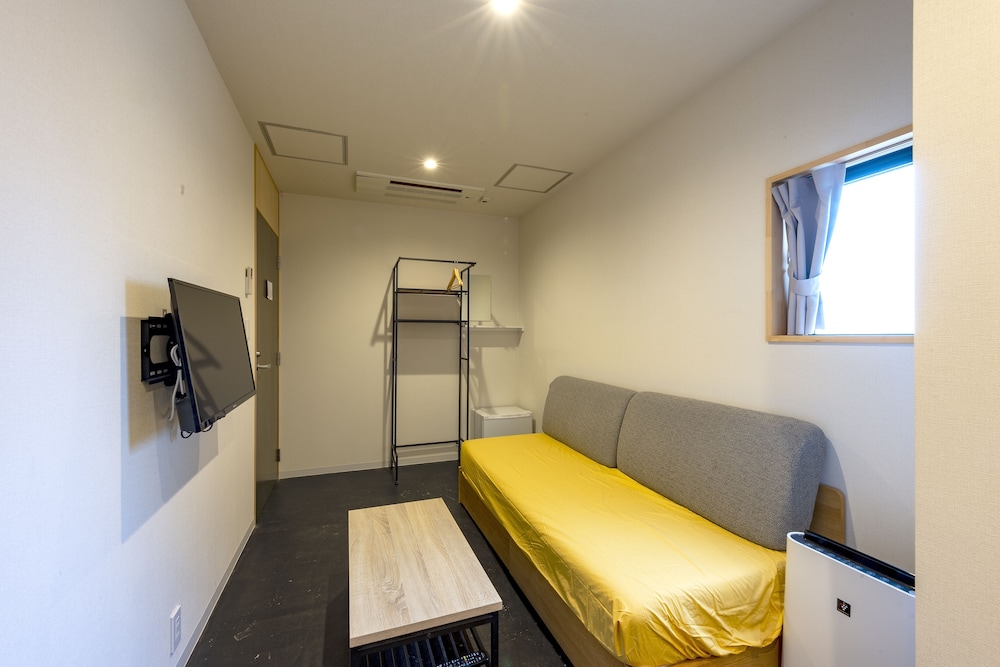 1 Double Bed and Extra Bed (1 Sofa Bed), Shared Bathroom photo 2