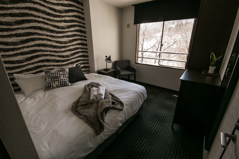 Standard Apartment, 3 Bedrooms, Non Smoking, Mountain View