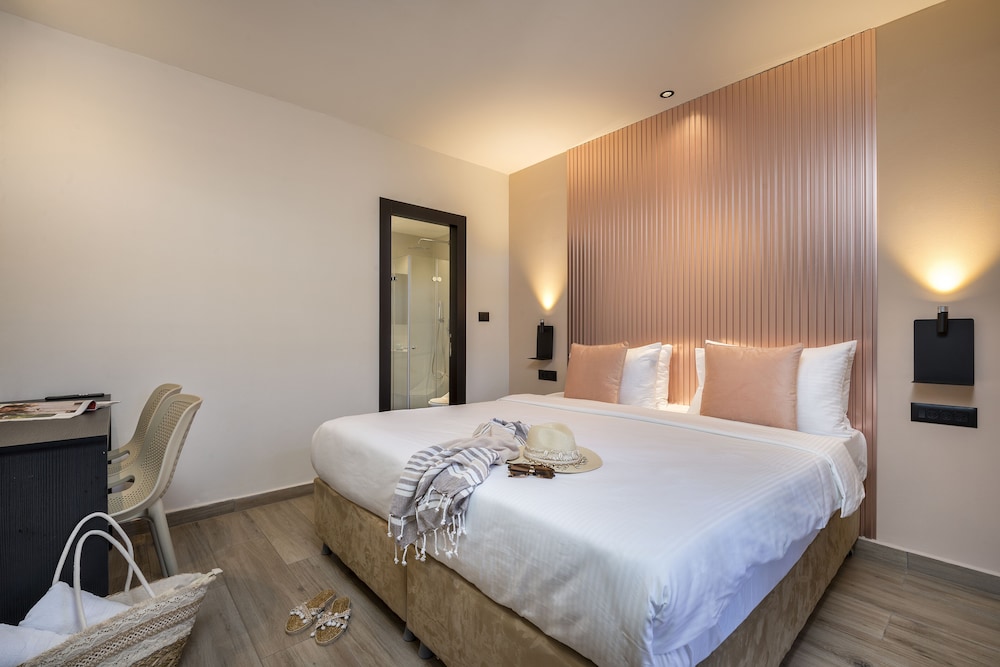 Double or Twin Room photo 2