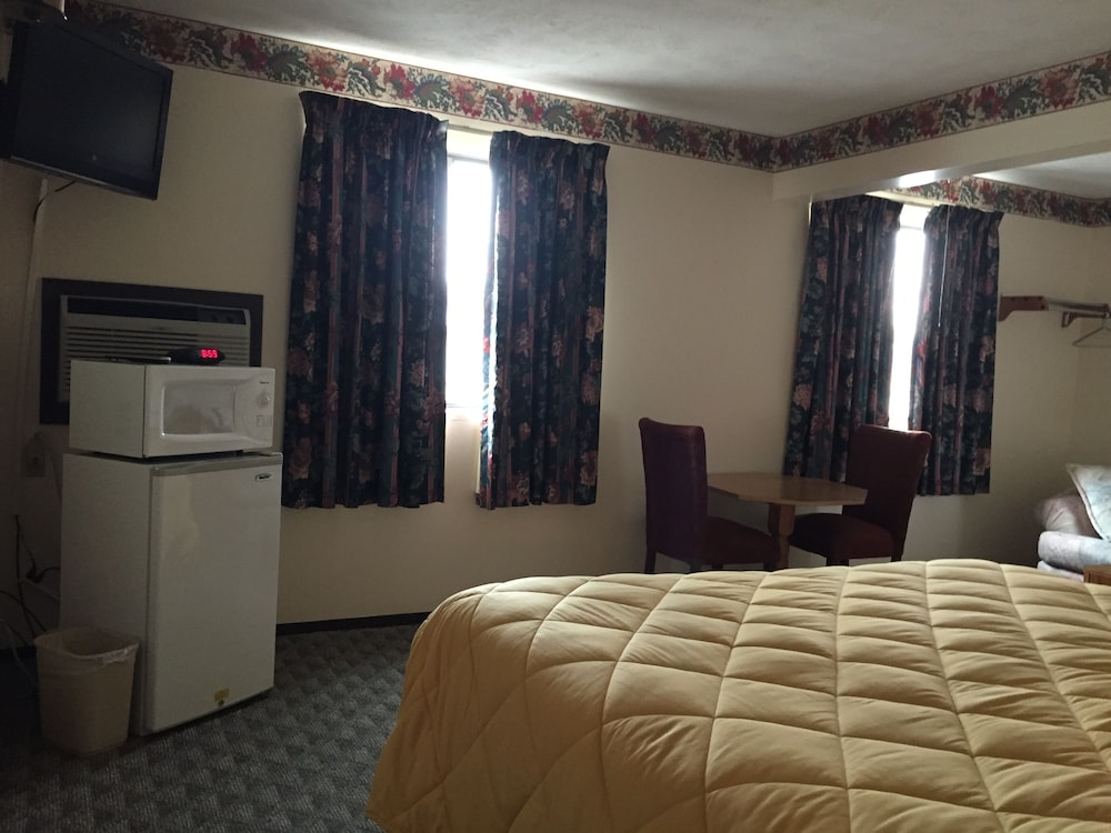 Standard Single Room, 1 Queen Bed - Photo 6