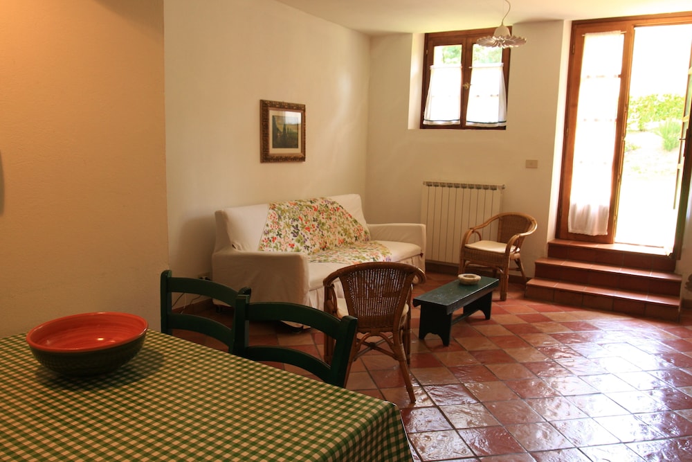 Apartment, 2 Bedrooms (4 pax) photo 3