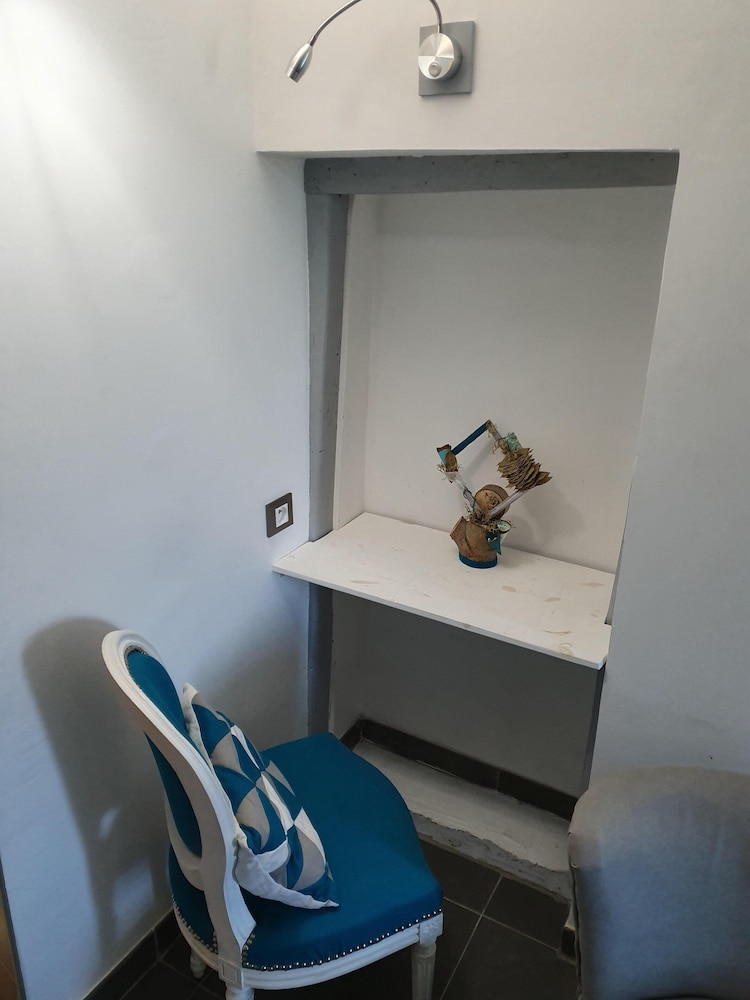 Double or Twin Room, Ensuite (La rigole) - Photo 2