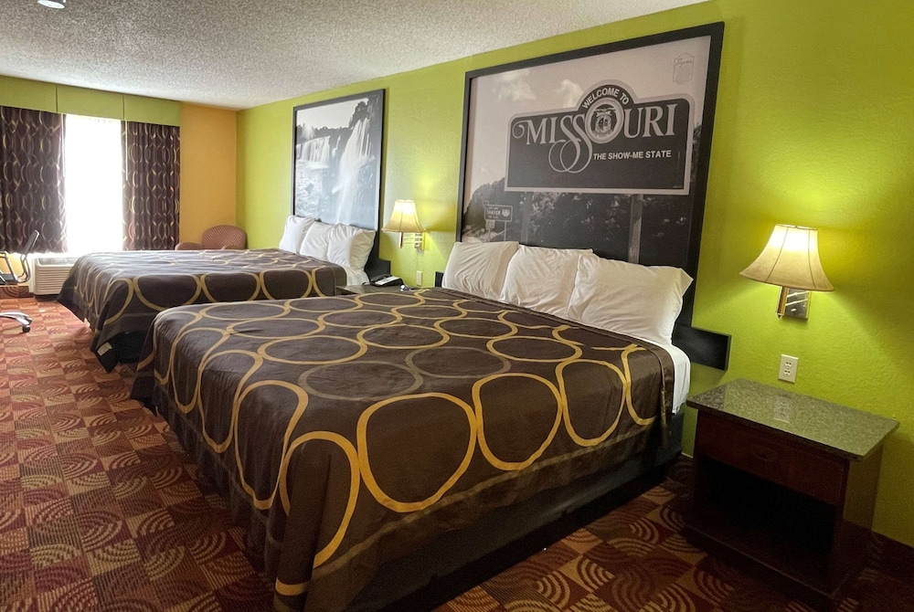 Room, Multiple Beds, Non Smoking photo 2