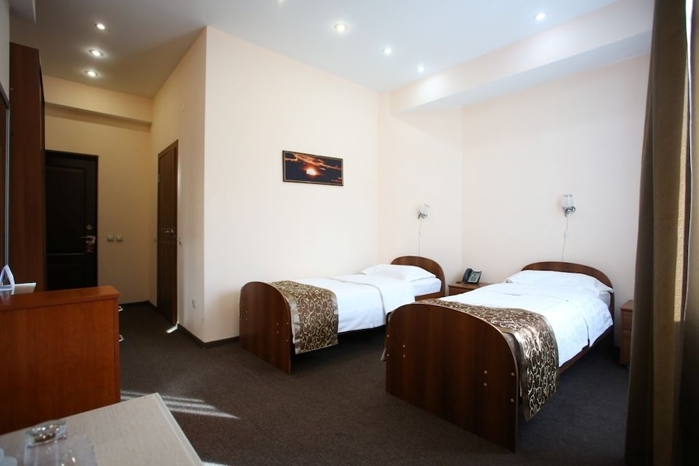 Standard Twin Room, Accessible
