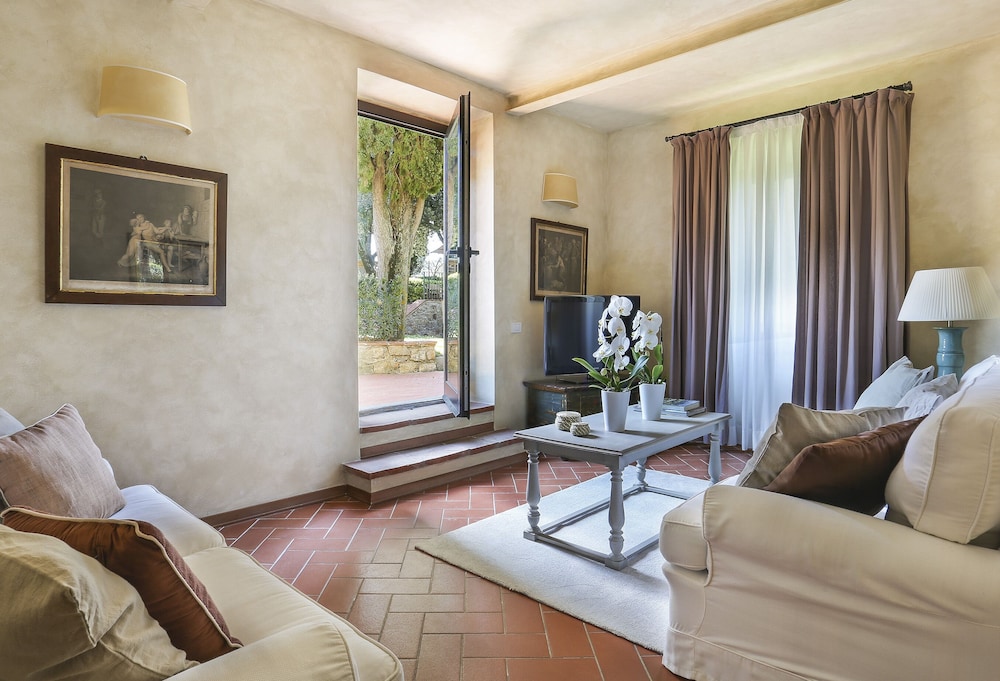 Deluxe Suite, 1 Bedroom, Ground Floor (Cipressi) photo 3