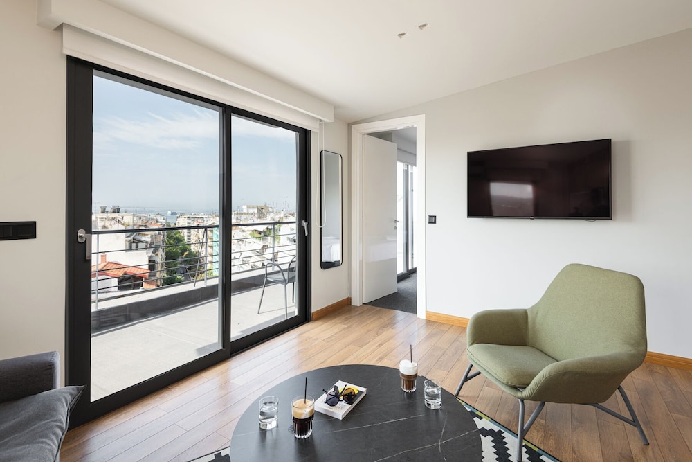 Deluxe Loft