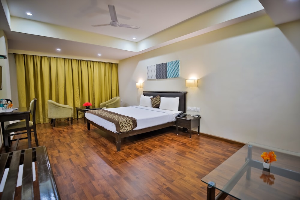 Executive Double Room, City View photo 2