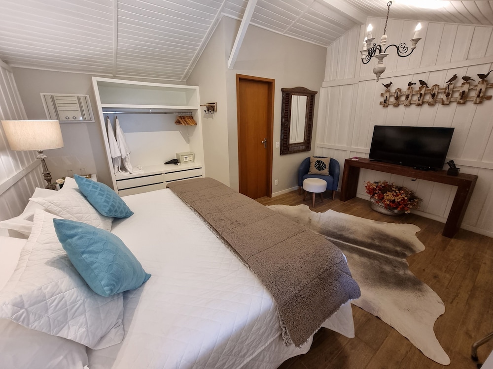 Superior Double Room, Lanai, Garden View photo 2