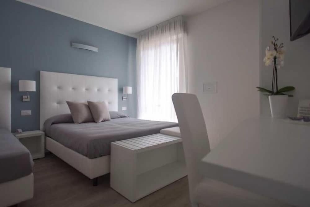 Classic Triple Room, Multiple Beds