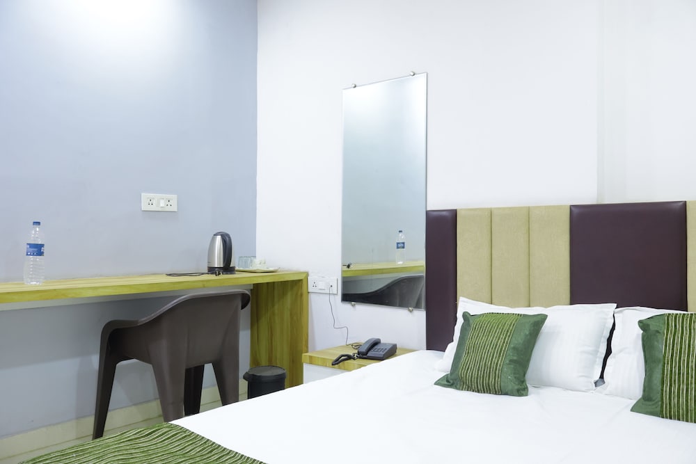 Deluxe Room, City View