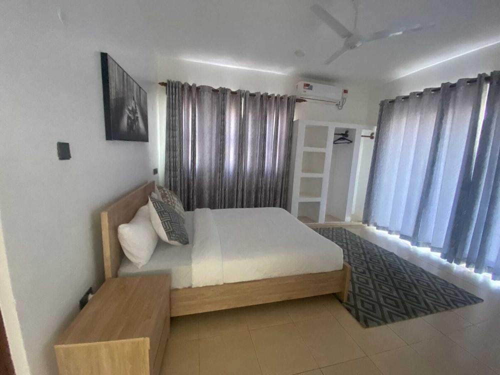 Deluxe Apartment photo 2