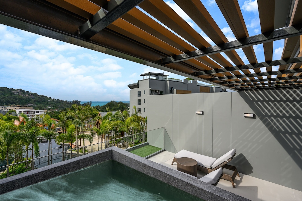Deluxe Ocean View with Plunge Pool - Photo 17