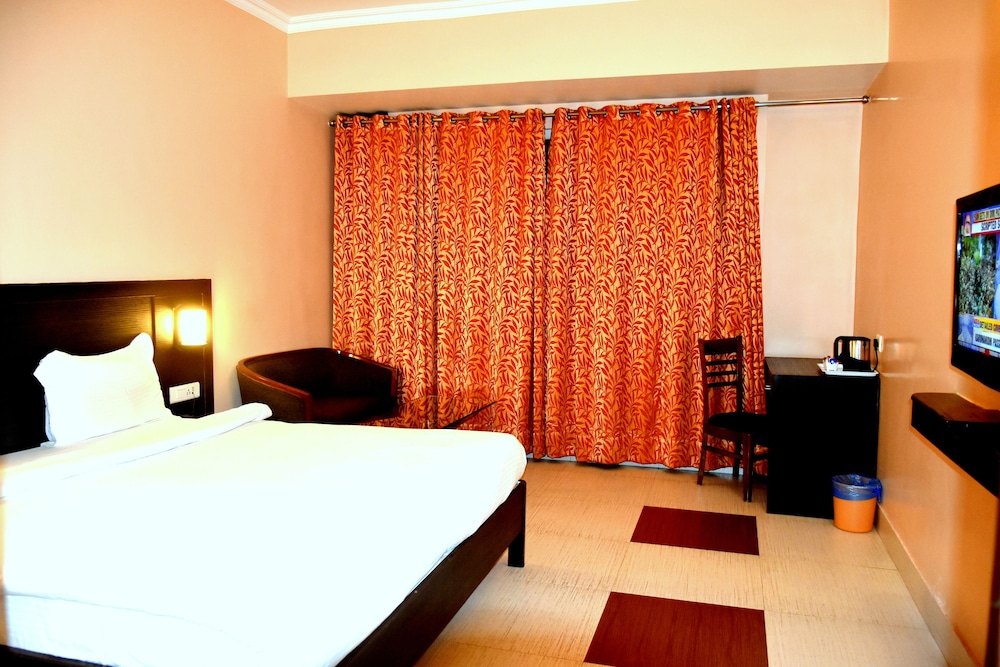 Deluxe Double or Twin Room - Photo 1