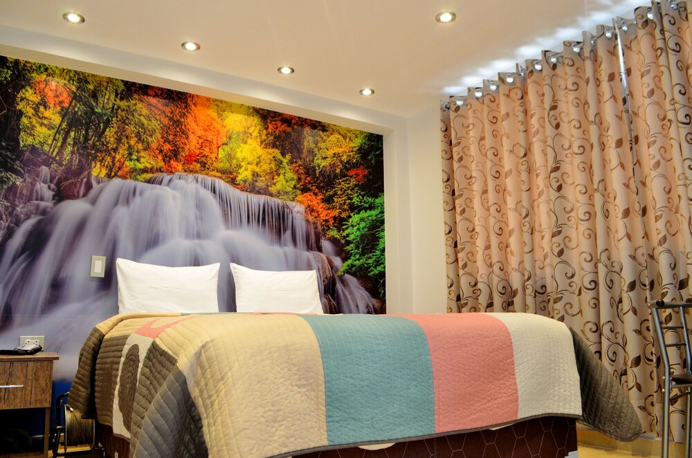 Presidential Suite, 1 Queen Bed photo 3
