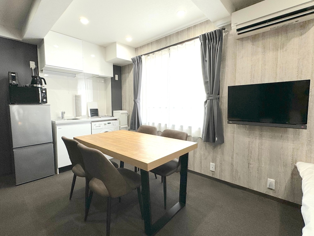 [Max 4 guest] 1R 30sqm 3beds, 5 min to nearby station (Shinjuku East 201) photo 2