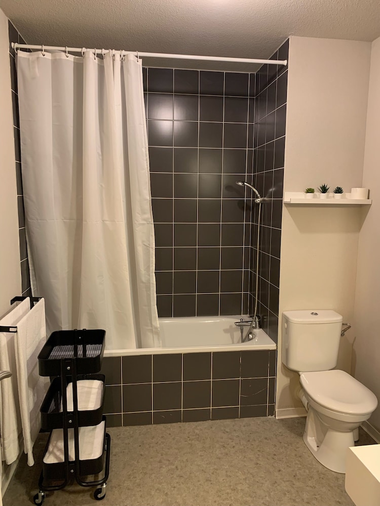 Family Apartment photo 2