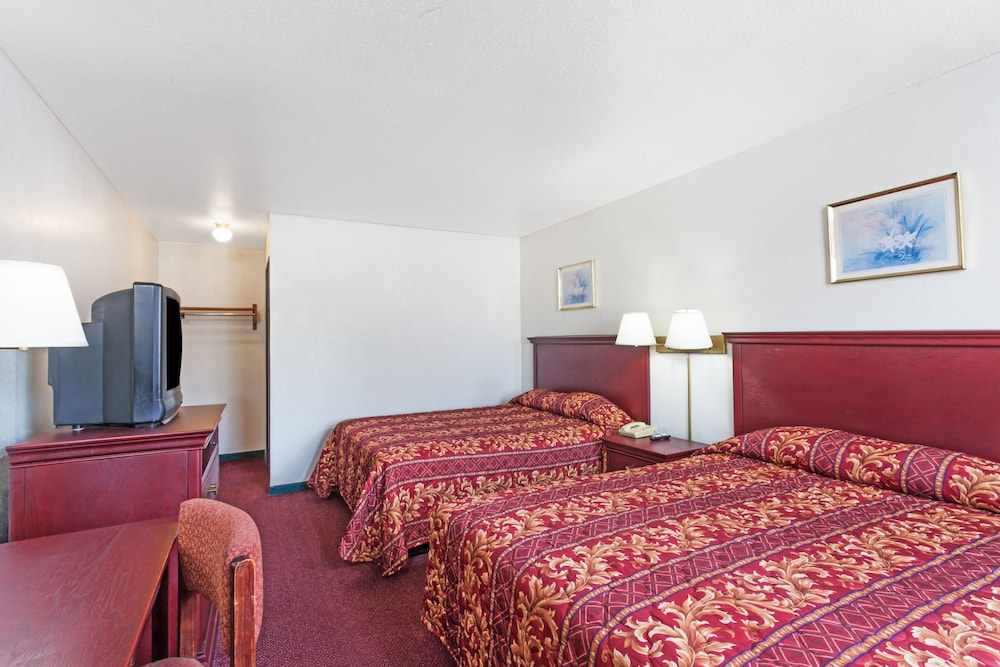 Room, 2 Double Beds photo 1