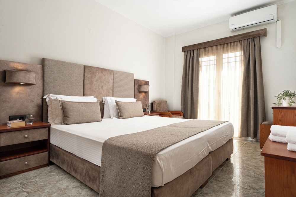 Deluxe Double Room, 1 Double Bed photo 1