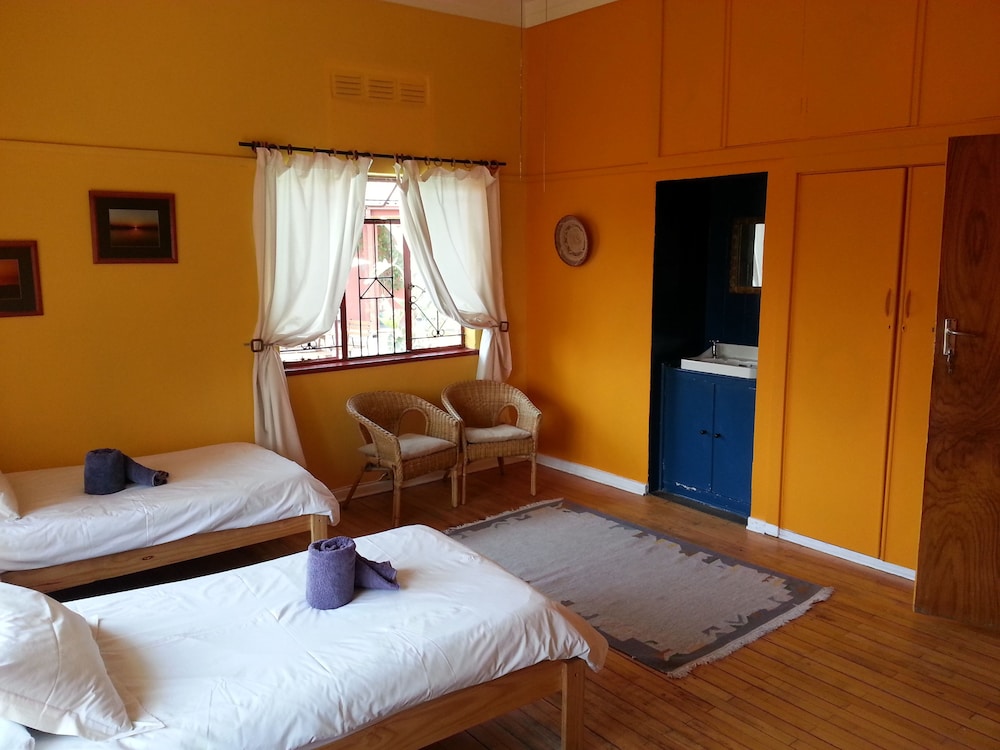 Triple Room, Shared Bathroom photo 3