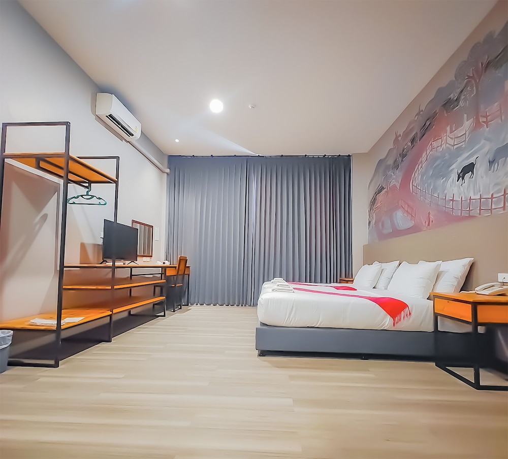 Deluxe Double or Twin Room - Photo 7