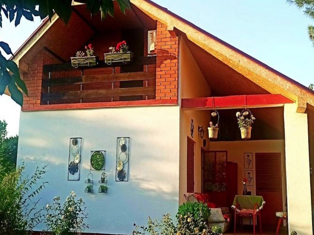 House (One Bedroom Holiday Home With Balcony) photo 2