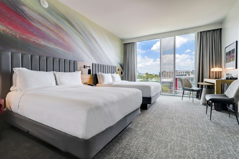 Deluxe Room, 2 Queen Beds, Accessible, Bathtub (University View) - Photo 1