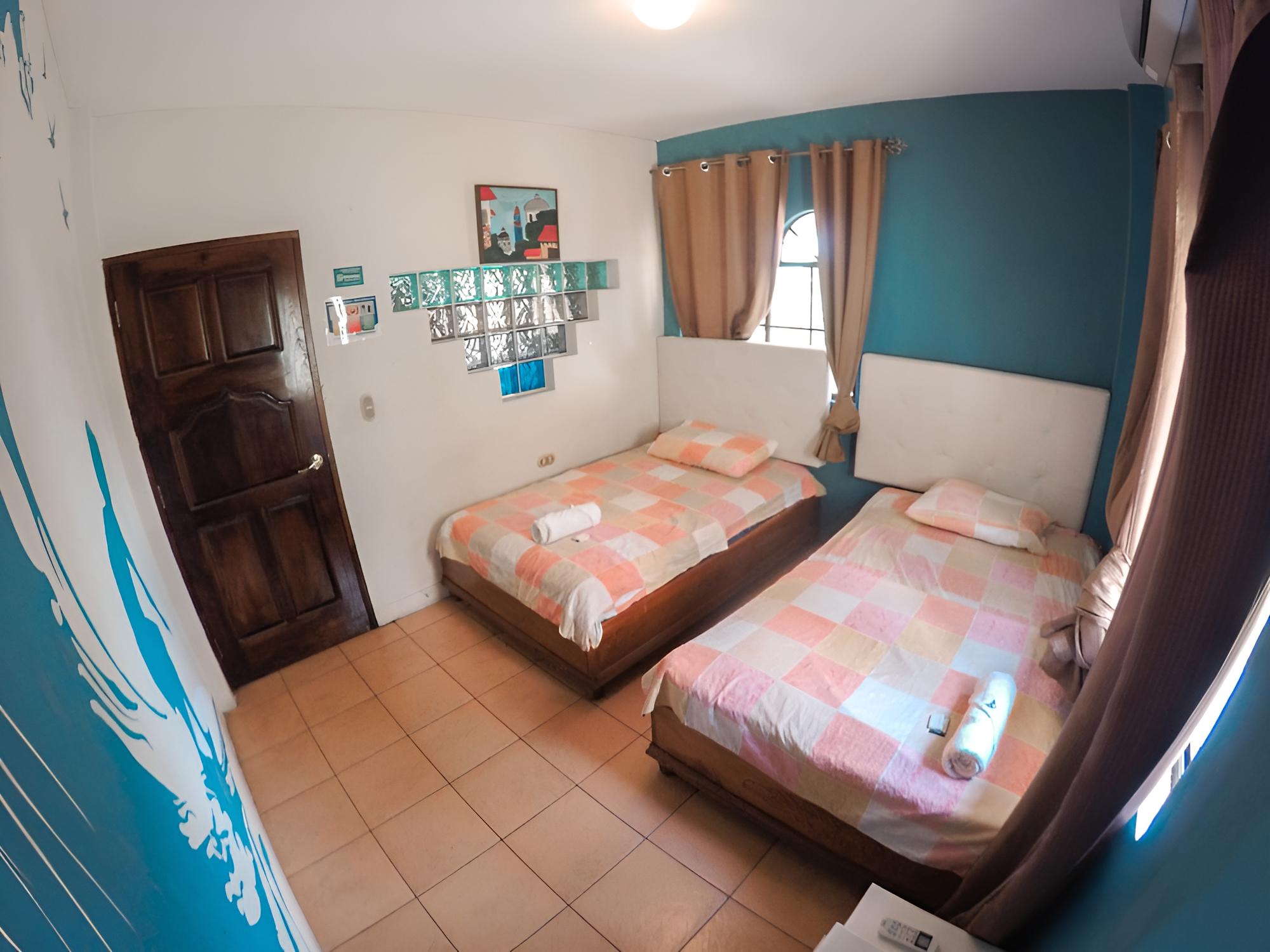 Classic Double or Twin Room, 1 Double Bed, Non Smoking, Shared Bathroom photo 1